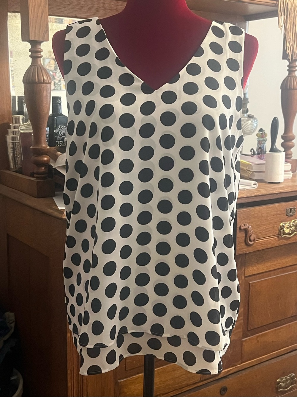 Ann Taylor Black & White Polka Dot V-Neck Camisole